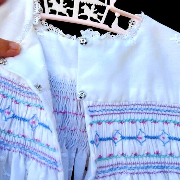 Handmade Baby Girl Dress With Embroidered Smocking & Satin Ribbon Ties Vintage - Picture 7 of 10